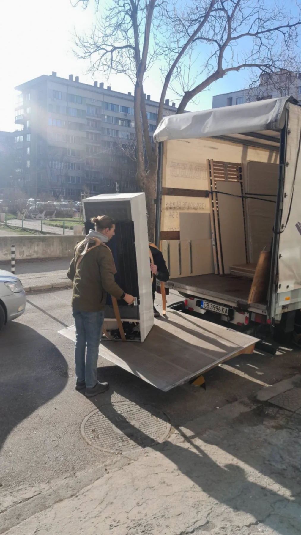 Опаковане на мебели и вещи преди преместване на жилище